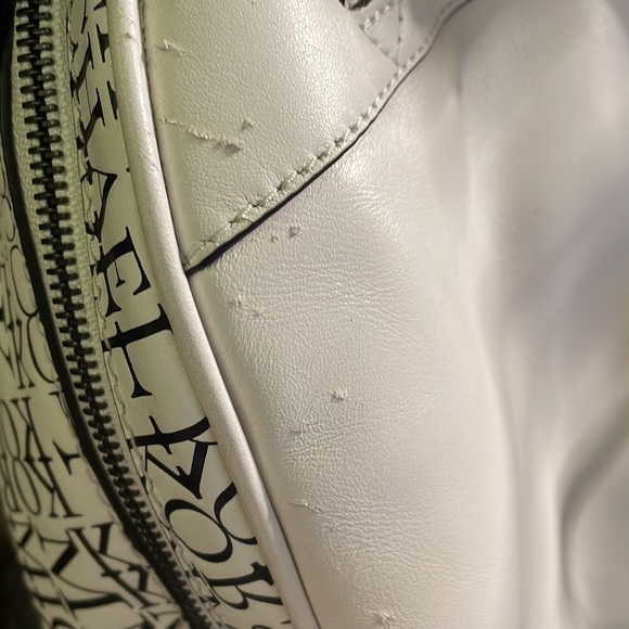 Leather backpack. - Picture 5 of 5